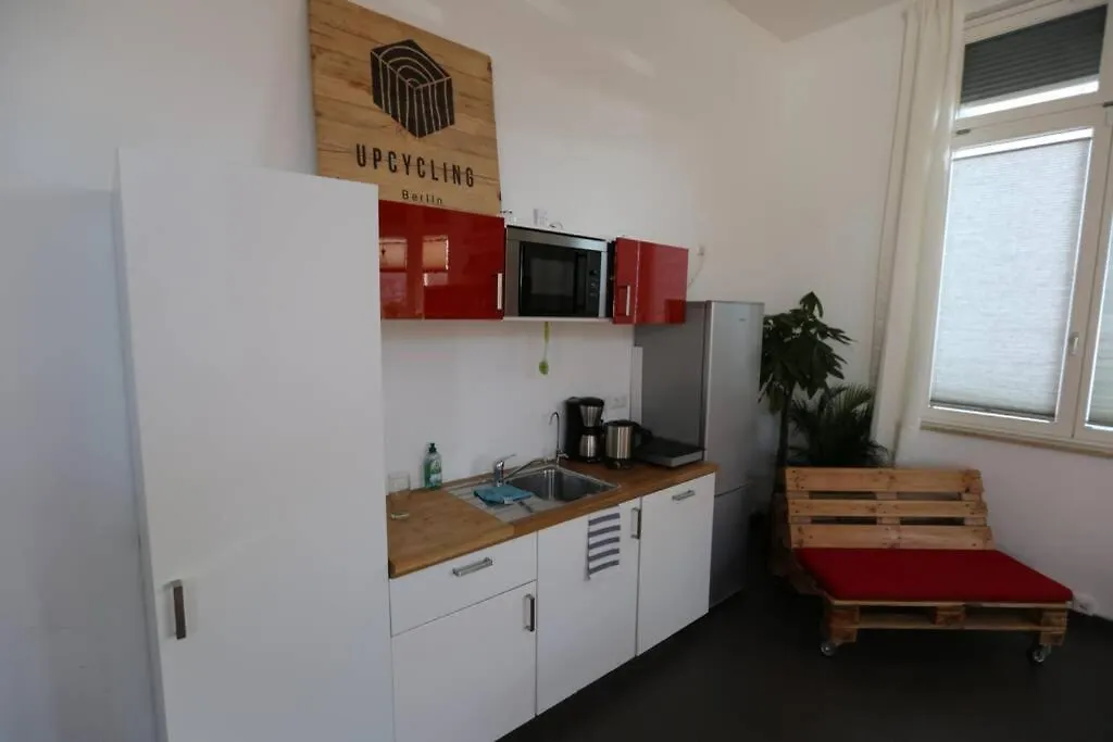 Luftiges Upcycling Studio Im Eg - Zentral Berlin Tyskland